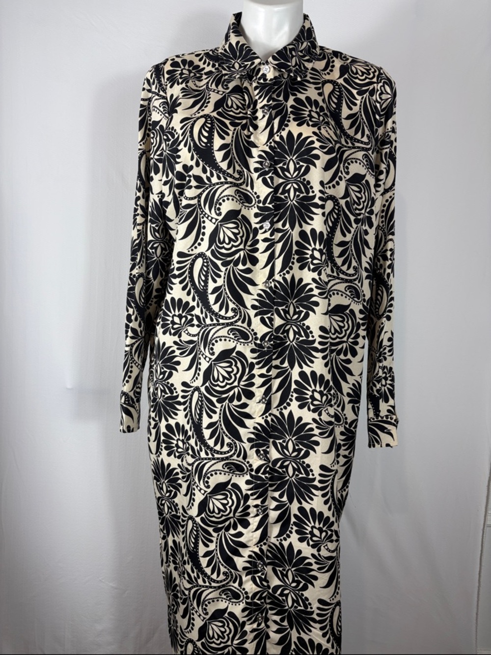 Black & Cream Floral Long Sleeve Midi Dress
